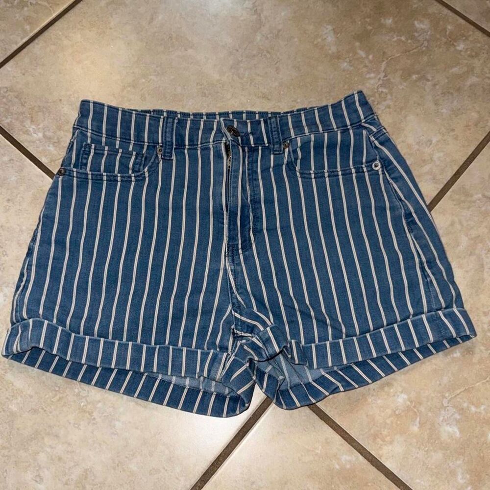 American-eagle Women's Blue and Navy Shorts